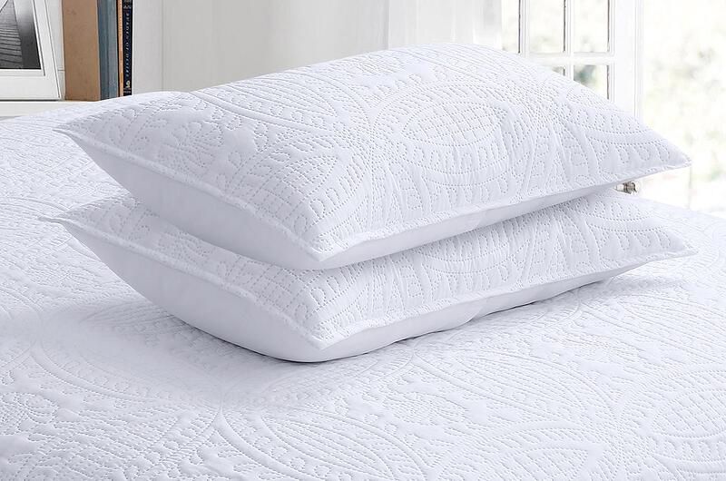 bed spread-tagesdecken-weiss-white