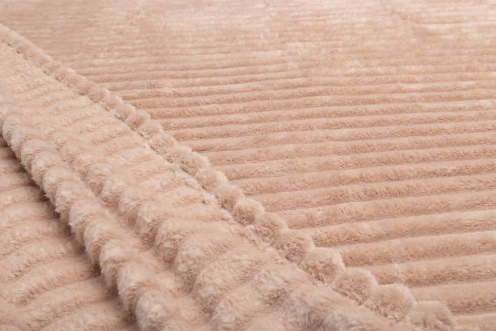 blanket-kuscheldecke-beige-dotore
